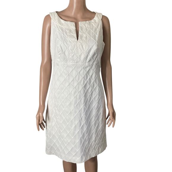 White House Black Market Dress Womens Size 8 White Textured Feel Summer Spring - Picture 3 of 12